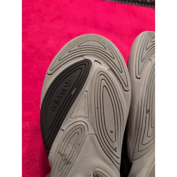adidas Ozelia GW0613 Women’s 7 Black Gray Chunky Retro Running Shoes Sneakers - Picture 8 of 11